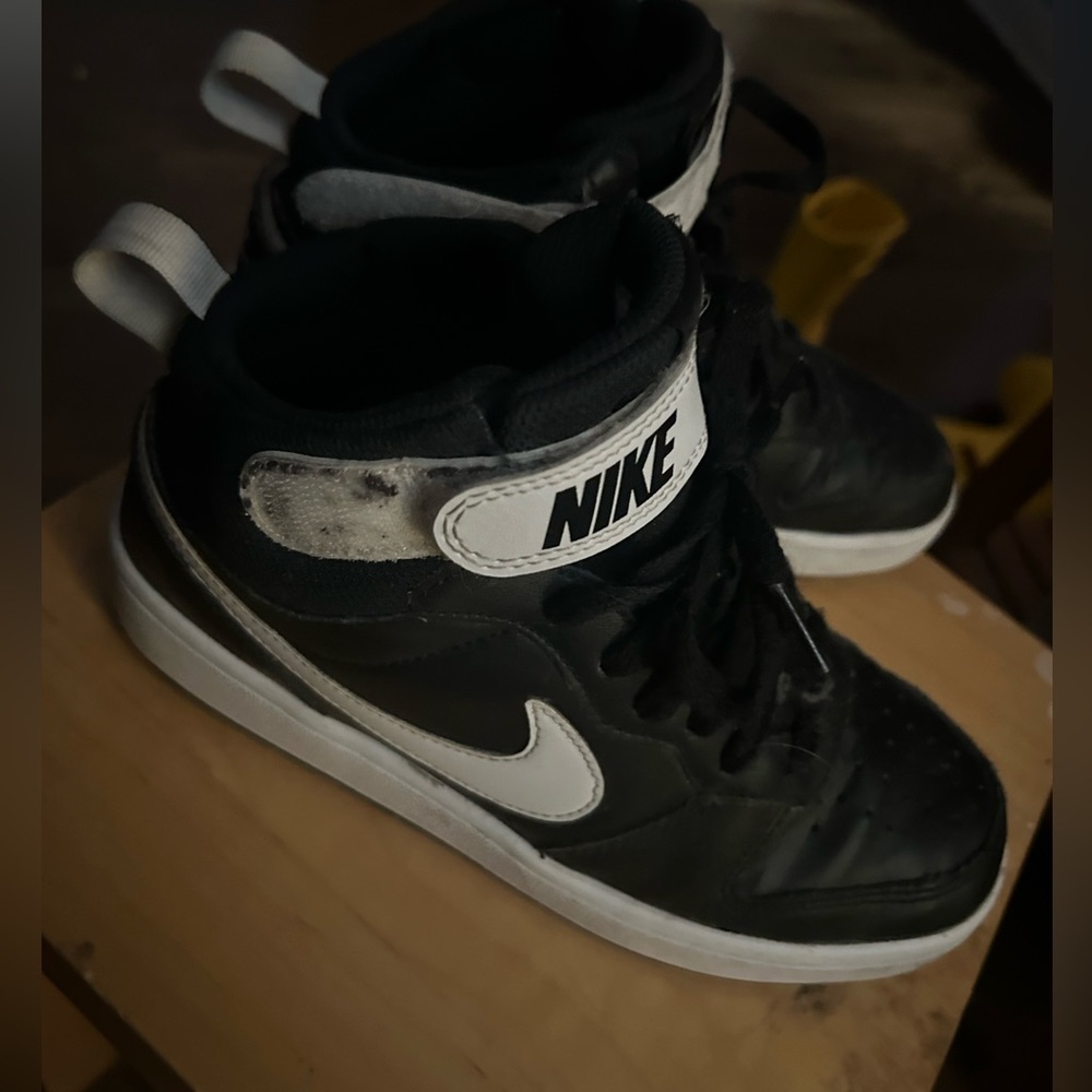 Nike shoes